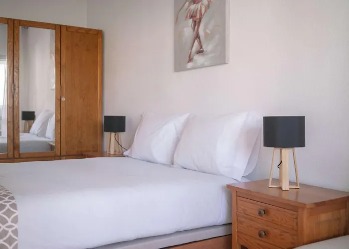 Lejlighed 2br Near | By Airnest *