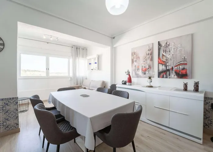 Lejlighed 2br Near | By Airnest *