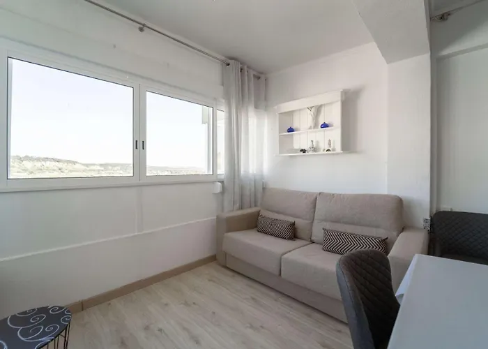 2br Near | By Airnest Lejlighed