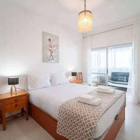 2br Near Costa Da Caparica | By Airnest 차르네카