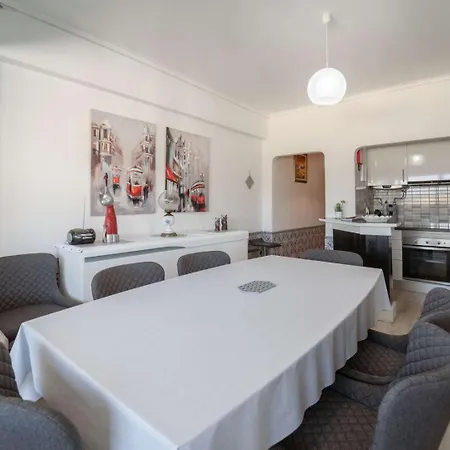 Lägenhet 2br Near Costa Da Caparica | By Airnest