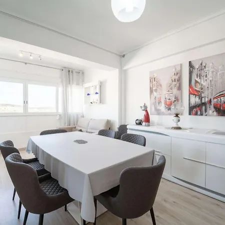 Lägenhet 2br Near Costa Da Caparica | By Airnest *
