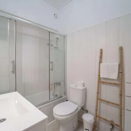 2br Near Costa Da Caparica | By Airnest Lägenhet