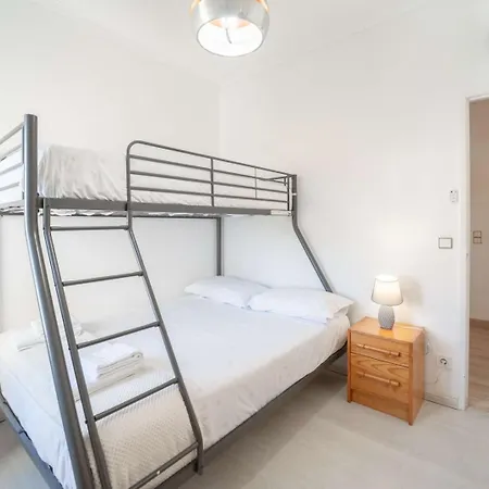 2br Near Costa Da Caparica | By Airnest Charneca (Setubal)